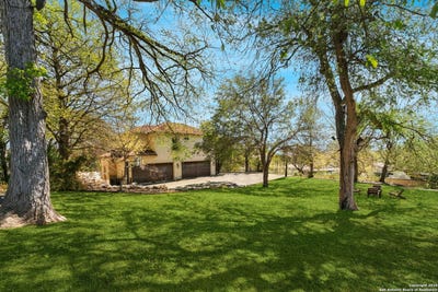 /international/us/728-garraty-circle-terrell-hills-tx-110099483153/