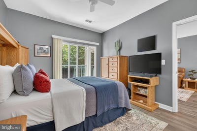 /international/us/12000-market-street-reston-va-110108153630/