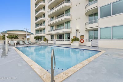 /international/us/2060-beach-boulevard-lot-102-biloxi-ms-110100619471/