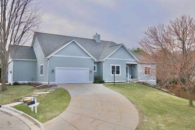 /international/us/21-settler-hill-circle-madison-wi-110106925452/