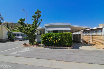 /international/us/11401-topanga-canyon-bvd-boulevard-chatsworth-ca-110101053147/