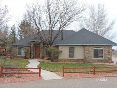 /international/us/931-s-hillside-drive-kanab-ut-110104520553/