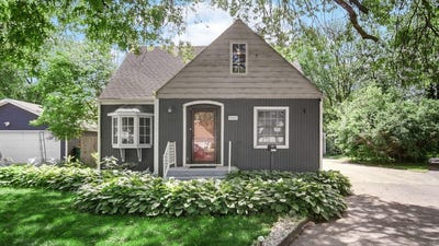 /international/us/9041-revere-court-munster-in-110108347593/