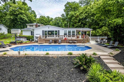 /international/us/339-thomas-drive-eatonton-ga-110108607374/