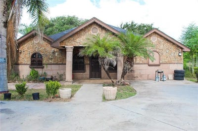 /international/us/15809-w-los-cerritos-circle-edinburg-tx-110094312252/