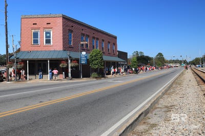 /international/us/204-belleville-avenue-brewton-al-110120067756/