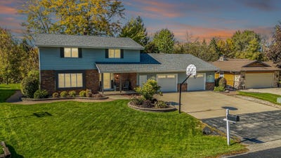 /international/us/2543-w-sunnyview-circle-appleton-wi-110120155745/