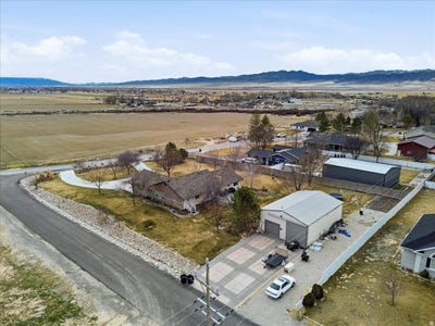 /international/us/395-e-300-s-gunnison-ut-110106299073/