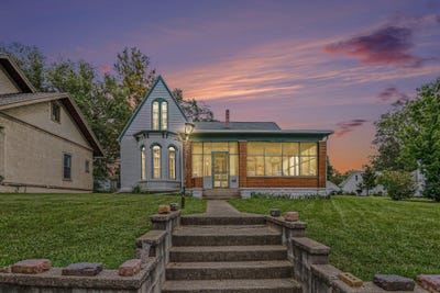 /international/us/118-w-front-street-buchanan-mi-110110418128/