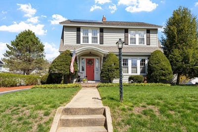 /international/us/248-elm-street-gardner-ma-110107731764/