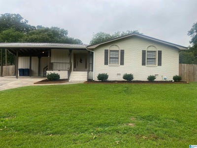 /international/us/412-10th-street-alabaster-al-110108605288/