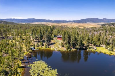 /international/us/100-nez-perce-road-butte-mt-110100202429/