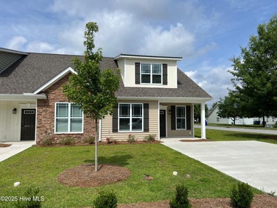 /international/us/1901-fox-creek-way-greenville-nc-110100207663/