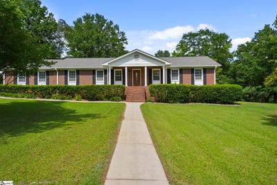 /international/us/16-farmington-trail-travelers-rest-sc-110109115236/