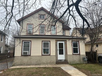 /international/us/73-raynor-street-freeport-ny-110106718434/