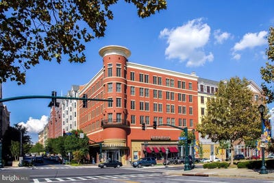 /international/us/38-maryland-avenue-rockville-md-110107510158/