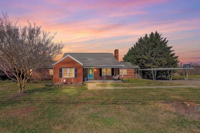 /international/us/6831-booker-t-washington-hwy-wirtz-va-110106328531/