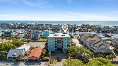 /international/us/712-saint-joseph-street-carolina-beach-nc-110107306949/