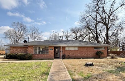 /international/us/110-charles-street-crockett-tx-110105804674/