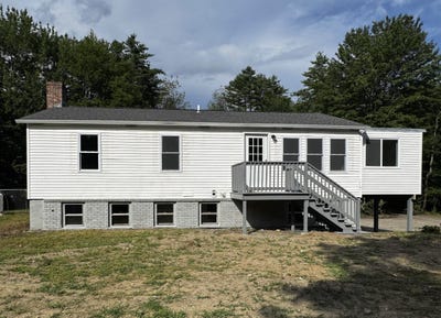 /international/us/66-log-cabin-road-arundel-me-110100985825/