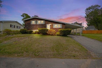 /international/us/36-gardner-ave-brockton-ma-110108294895/