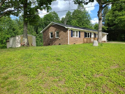 /international/us/140-lakeview-cir-mount-airy-nc-110100948504/?lang=it
