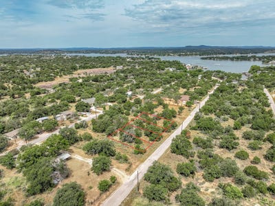 /international/us/w-castlelakes-dr-granite-shoals-tx-110120132583/
