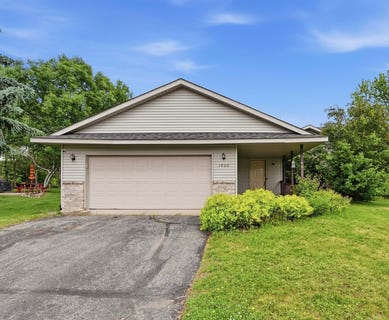/international/us/1406-summit-avenue-n-sauk-rapids-mn-110108681755/