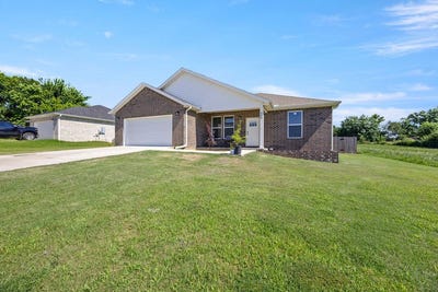 /international/us/239-w-adams-street-lincoln-ar-110109273129/