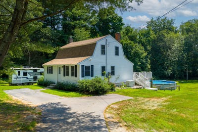 /international/us/173-brewster-road-griswold-ct-110101302631/
