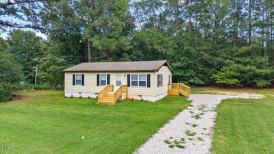 /international/us/2954-thomas-road-henderson-nc-110110371352/