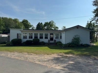 /international/us/47063-carnegie-bay-rd-alexandria-ny-110100851709/?lang=en