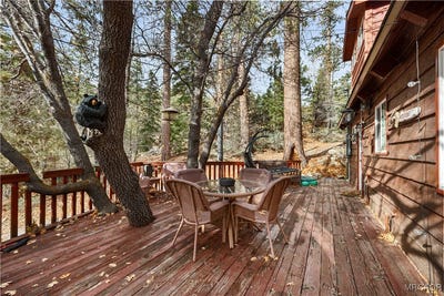 /international/us/1289-canyon-road-fawnskin-ca-110103623556/