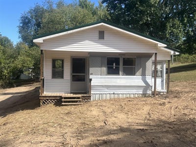 /international/us/86-smallmouth-street-scottsville-ky-110110355261/