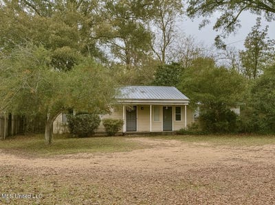 /international/us/806-wall-street-brookhaven-ms-110103970500/