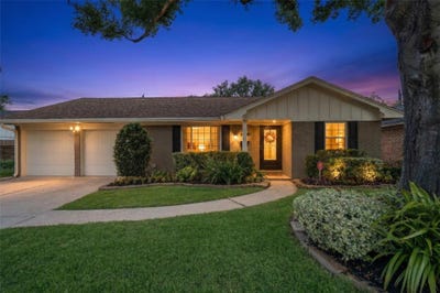/international/us/2523-droxford-dr-houston-tx-110107229686/