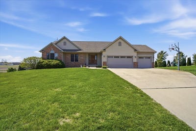 /international/us/10372-lyonheart-lane-bloomington-il-110107503179/
