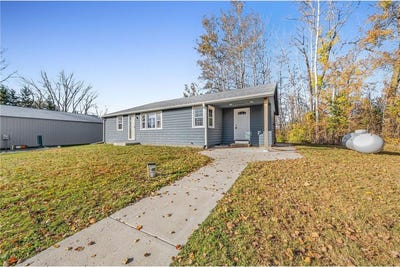 /international/us/56922-forest-blvd-rock-creek-mn-110106565665/