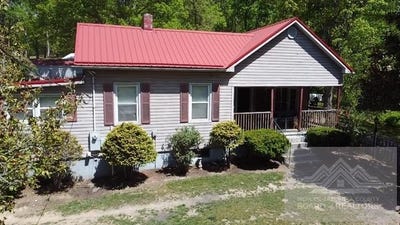 /international/us/1521-greenvalley-rd-va-110107628475/