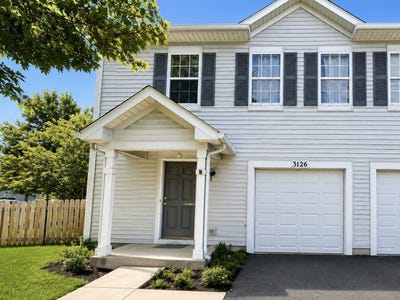 /international/us/3126-hoffman-street-plano-il-110108933129/