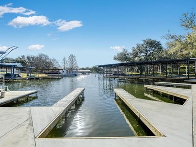 /international/us/2419-cherry-lane-kingsland-tx-110105950357/