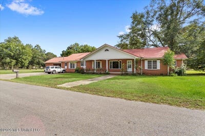 /international/us/140-myrtle-street-taylorsville-ms-110109180663/