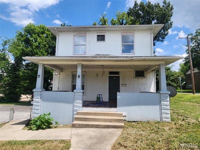 /international/us/609-s-poplar-street-carbondale-il-110098561391/?lang=zh-tw