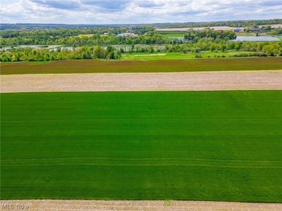 /international/us/4686-valley-road-wooster-oh-110108473776/