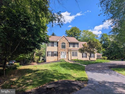 /international/us/114-lenape-drive-lansdale-pa-110108796674/