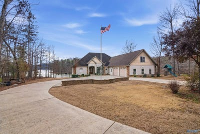 /international/us/78-carolyn-lane-houston-al-110106311493/