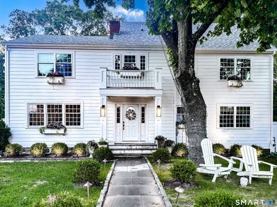 /international/us/28-oak-street-westport-ct-110107733648/