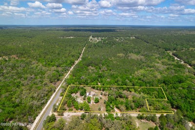 /international/us/374-beecher-springs-road-crescent-city-fl-110107341032/