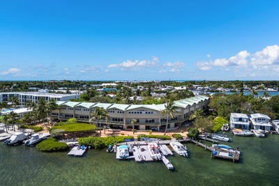 /international/us/9-mccoy-circle-key-west-fl-110108351950/