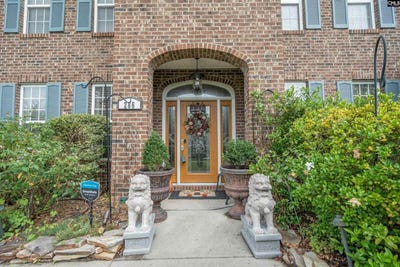 /international/us/286-traditions-columbia-sc-110109087559/